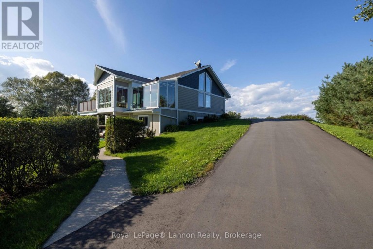 401 BARRIE DRIVE, Thunder Bay, Ontario, P7K0J6