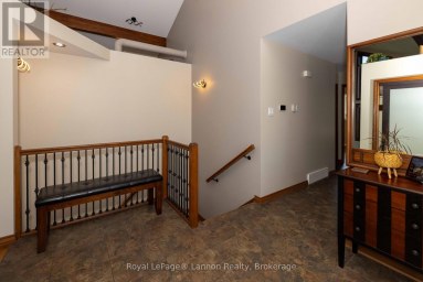 401 BARRIE DRIVE Thunder Bay Ontario photo 35