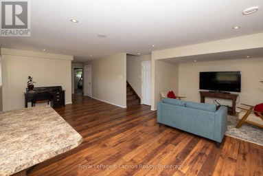401 BARRIE DRIVE Thunder Bay Ontario photo 38