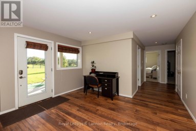 401 BARRIE DRIVE Thunder Bay Ontario photo 39