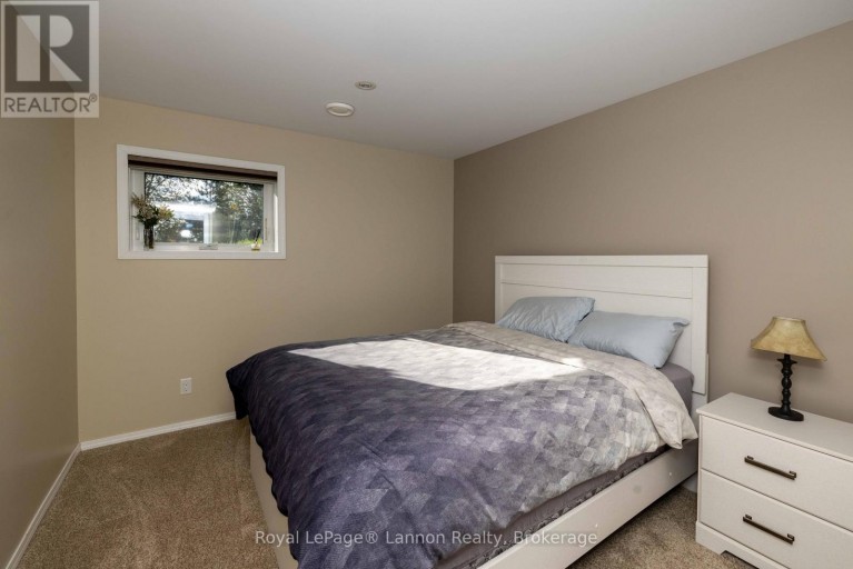 401 BARRIE DRIVE, Thunder Bay, Ontario, P7K0J6