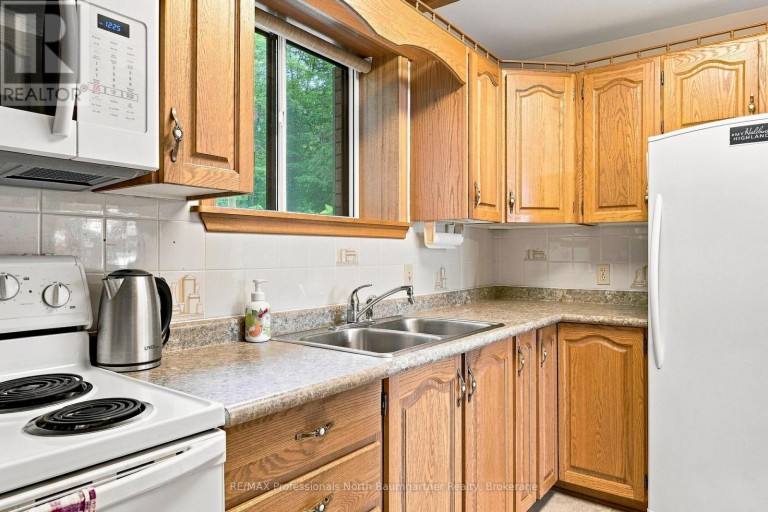 5932 HALIBURTON LAKE ROAD, Dysart et al (Harburn), Ontario, K0M1S0