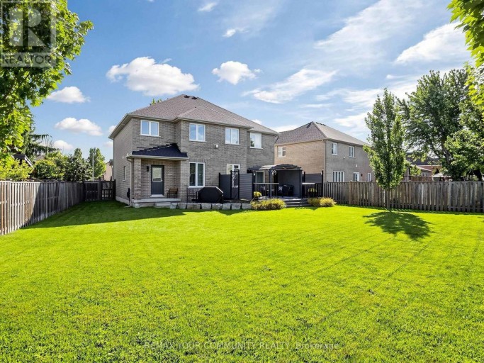 16 WHITESTONE DRIVE, Georgina (Keswick North), Ontario, L4P0A3