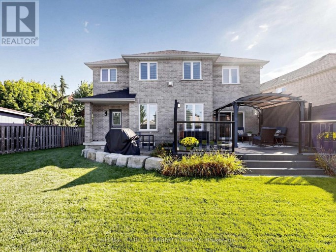 16 WHITESTONE DRIVE, Georgina (Keswick North), Ontario, L4P0A3