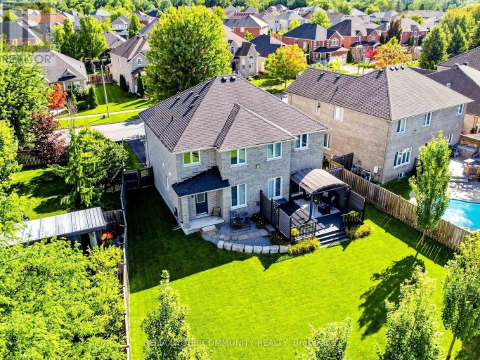 16 WHITESTONE DRIVE, Georgina (Keswick North), Ontario, L4P0A3