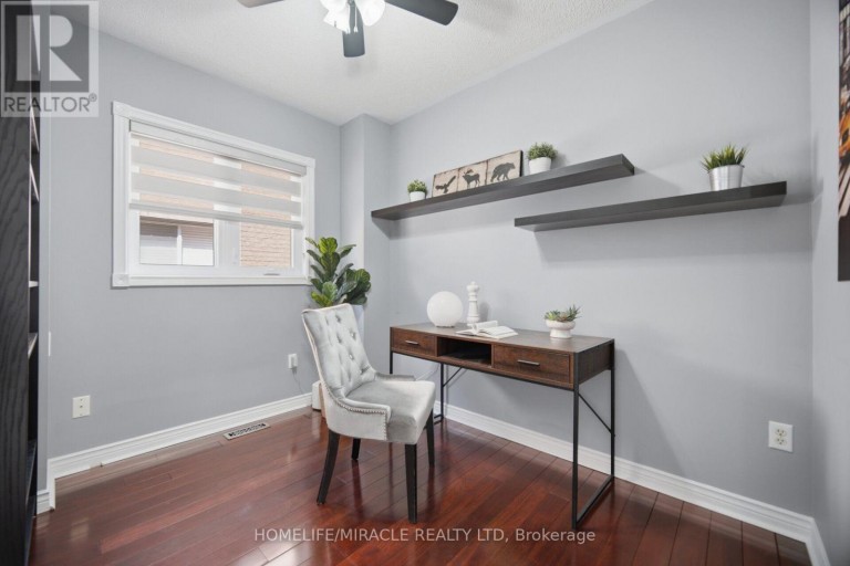 11 BARLEYFIELD ROAD, Brampton (Sandringham-Wellington), Ontario, L6R1R4