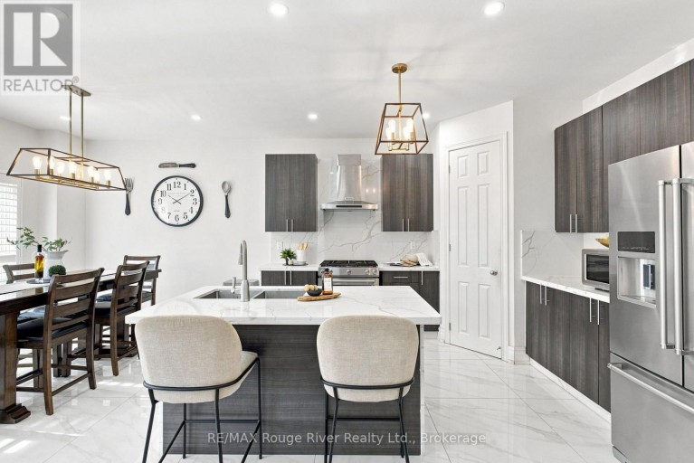 1808 DOUGLAS LANGTREE DRIVE, Oshawa (Taunton), Ontario, L1K0Y3