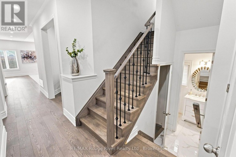 1808 DOUGLAS LANGTREE DRIVE, Oshawa (Taunton), Ontario, L1K0Y3
