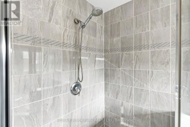 1808 DOUGLAS LANGTREE DRIVE Oshawa (Taunton) Ontario photo 28