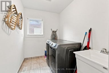 1808 DOUGLAS LANGTREE DRIVE Oshawa (Taunton) Ontario photo 29