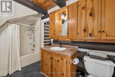 1766 ENGLISH LINE N Douro-Dummer Ontario photo 20