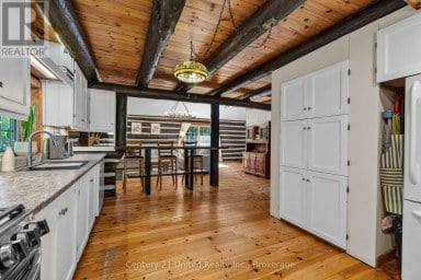 1766 ENGLISH LINE N Douro-Dummer Ontario photo 8