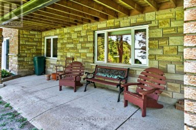 2950 R29, Rideau Lakes Ontario