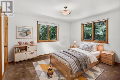 2950 R29, Rideau Lakes Ontario
