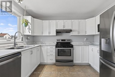 4 WINFIELD STREET Petawawa Ontario photo 18