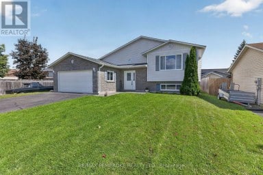 4 WINFIELD STREET Petawawa Ontario photo 2
