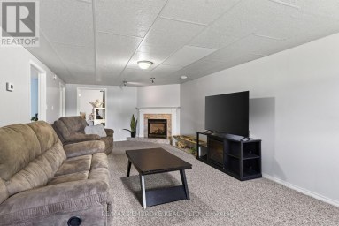 4 WINFIELD STREET Petawawa Ontario photo 33