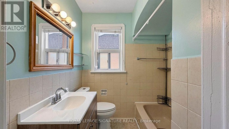 14 VALDANE DRIVE, Toronto (Clairlea-Birchmount), Ontario, M1L2E9