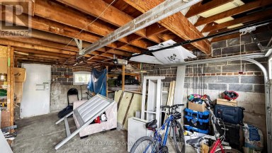 14 VALDANE DRIVE Toronto (Clairlea-Birchmount) Ontario photo 25