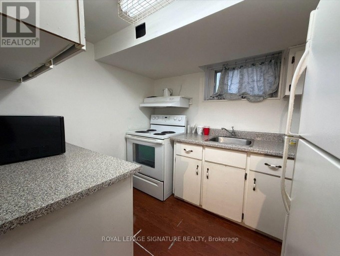 14 VALDANE DRIVE, Toronto (Clairlea-Birchmount), Ontario, M1L2E9
