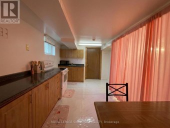 14 VALDANE DRIVE Toronto (Clairlea-Birchmount) Ontario photo 36
