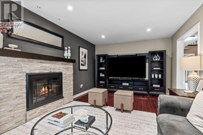 83 BERGIN ROAD, Newmarket (Armitage), Ontario, L3X1S2