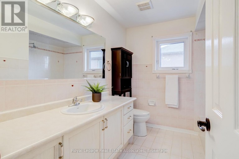 5453 MIDDLEPORT CRESCENT, Mississauga (Hurontario), Ontario, L4Z3V2