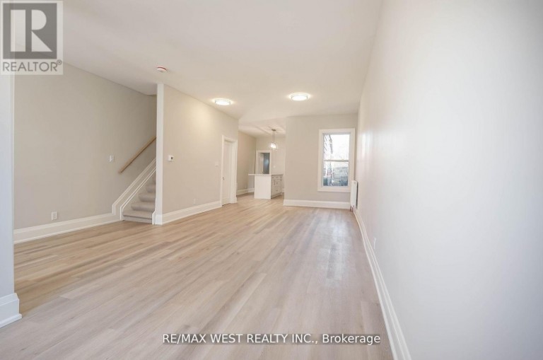 115 EDWIN AVENUE, Toronto (Dovercourt-Wallace Emerson-Junction), Ontario, M6P3Z8