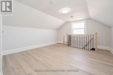 115 EDWIN AVENUE Toronto (Dovercourt-Wallace Emerson-Junction) Ontario photo 36