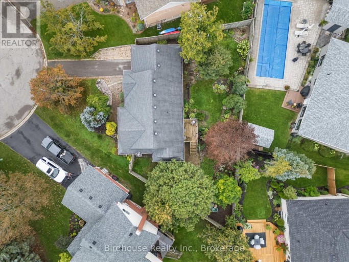 14 LANGTON PLACE, Kawartha Lakes (Lindsay), Ontario, K9V6G9