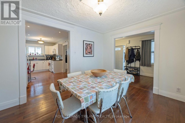 208 EDWARD STREET, London South (South F), Ontario, N6C3J2