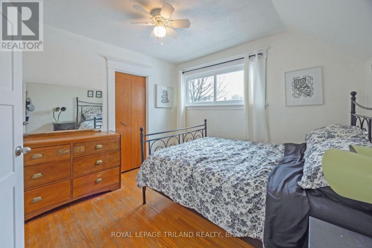 208 EDWARD STREET, London South (South F), Ontario, N6C3J2