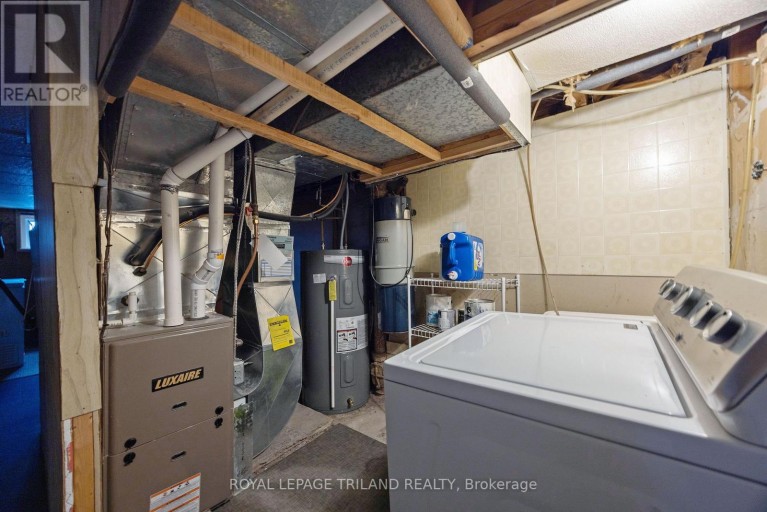 208 EDWARD STREET, London South (South F), Ontario, N6C3J2