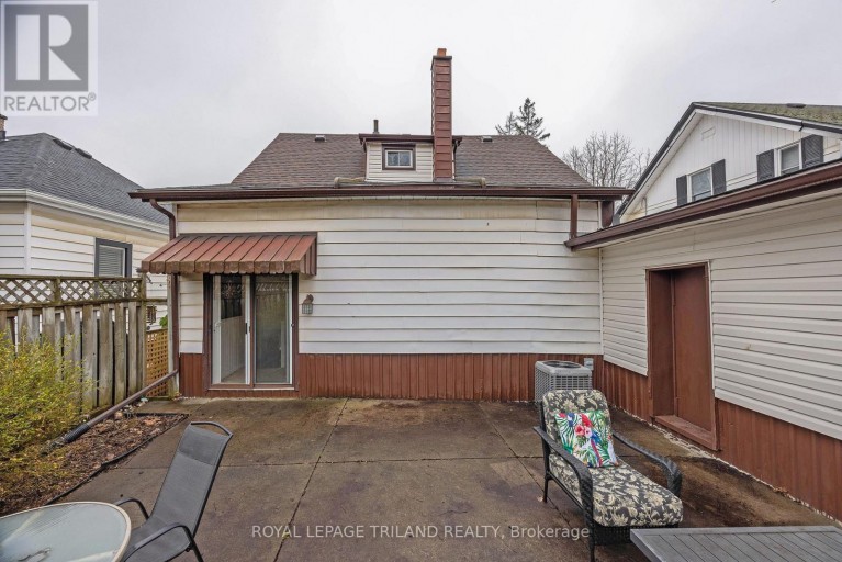 208 EDWARD STREET, London South (South F), Ontario, N6C3J2
