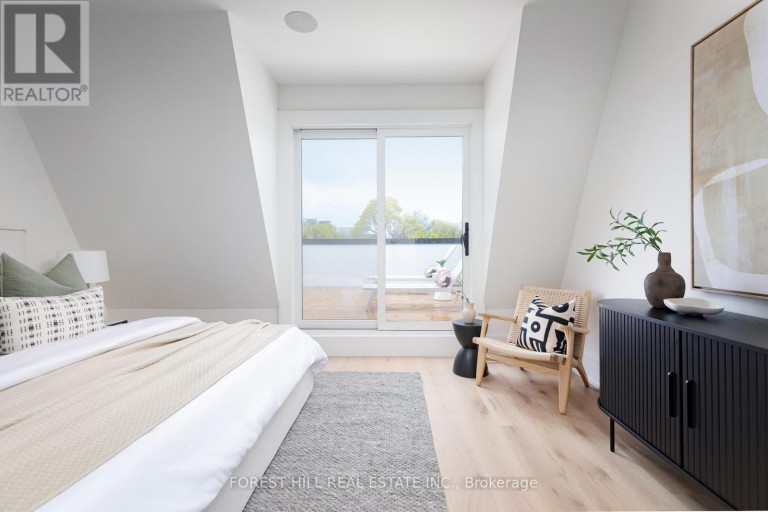 61 FOXLEY STREET, Toronto (Trinity-Bellwoods), Ontario, M6J1P9
