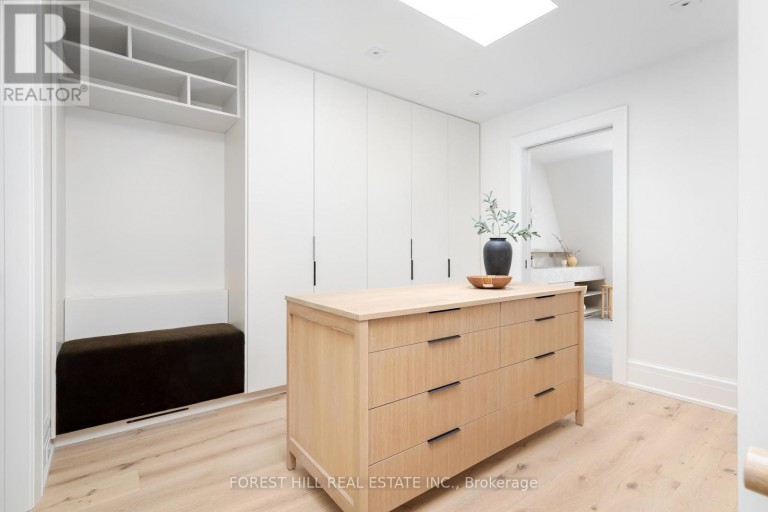 61 FOXLEY STREET, Toronto (Trinity-Bellwoods), Ontario, M6J1P9