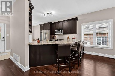 48 THOMAS DRIVE Collingwood Ontario photo 14