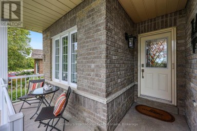 48 THOMAS DRIVE Collingwood Ontario photo 5