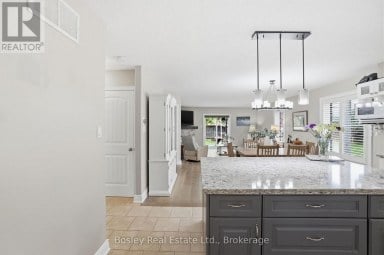 28 CLARK STREET Collingwood Ontario photo 12