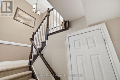 28 CLARK STREET Collingwood Ontario photo 25