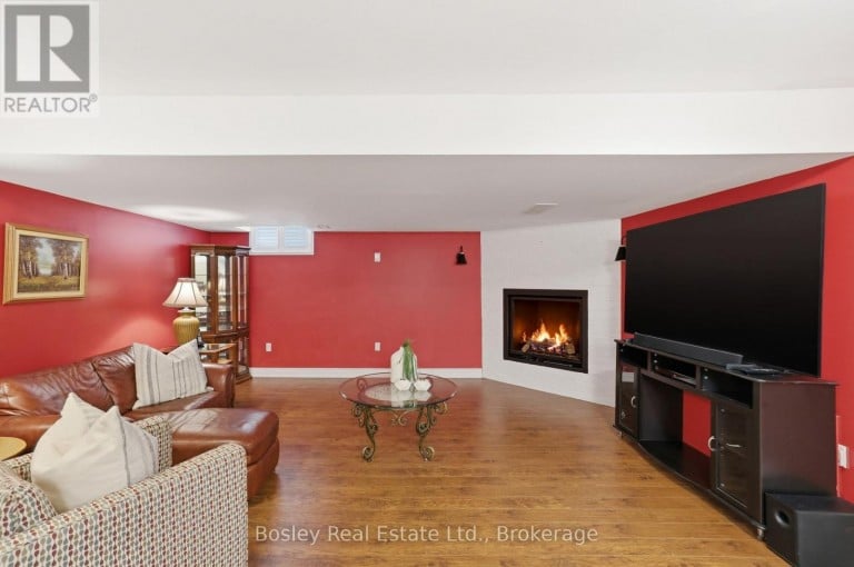 28 CLARK STREET, Collingwood, Ontario, L9Y0H9