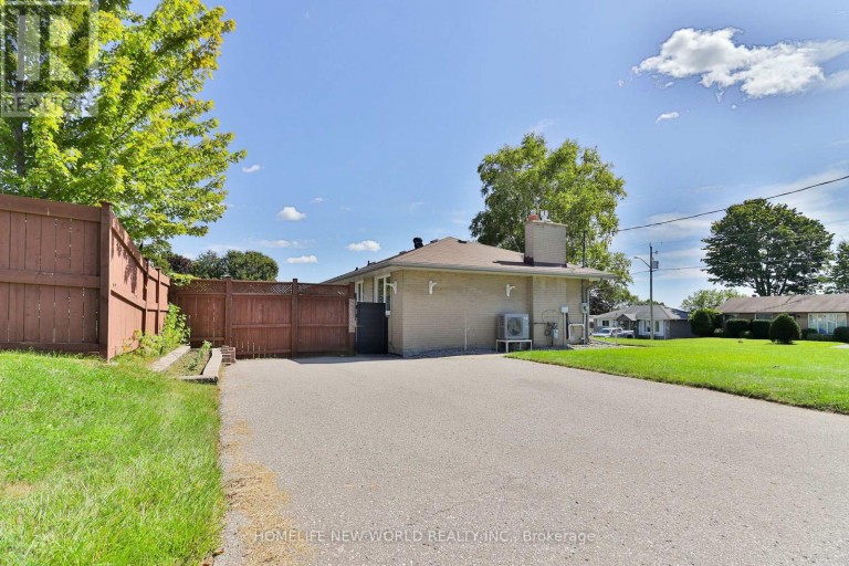 744 TENNYSON AVENUE, Oshawa (Donevan), Ontario, L1H3K6