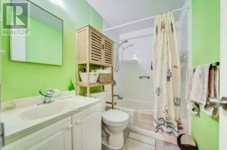 61 - 341 MILITARY TRAIL, Toronto (Morningside), Ontario, M1E4E4