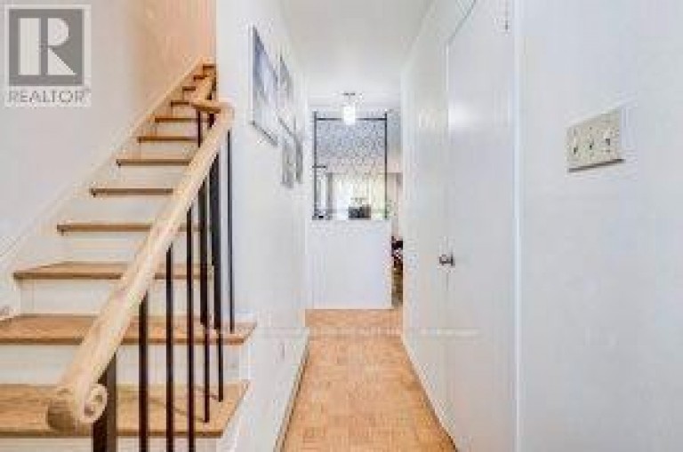 61 - 341 MILITARY TRAIL, Toronto (Morningside), Ontario, M1E4E4
