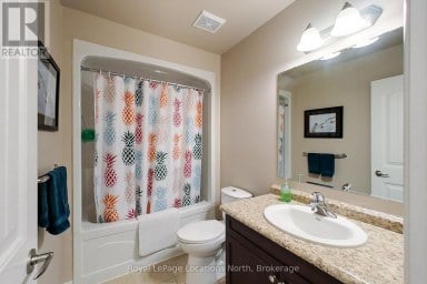 8 RUSSETT DRIVE Meaford Ontario photo 14
