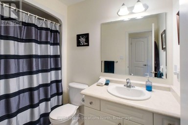 8 RUSSETT DRIVE Meaford Ontario photo 18