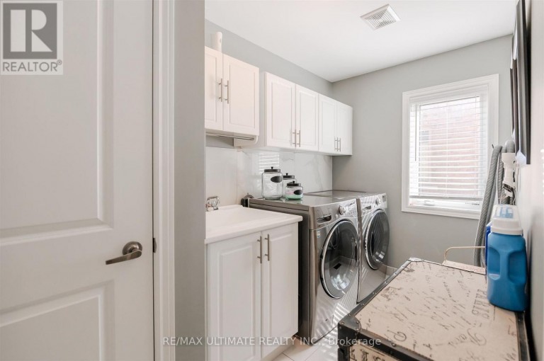 47 LEWIS AVENUE, Bradford West Gwillimbury (Bradford), Ontario, L3Z0X2