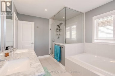 47 LEWIS AVENUE Bradford West Gwillimbury (Bradford) Ontario photo 25