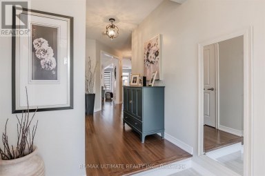 47 LEWIS AVENUE Bradford West Gwillimbury (Bradford) Ontario photo 3