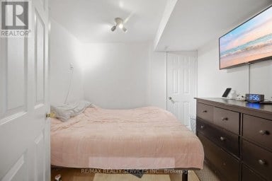 12 LADIN DRIVE Brampton (Westgate) Ontario photo 43